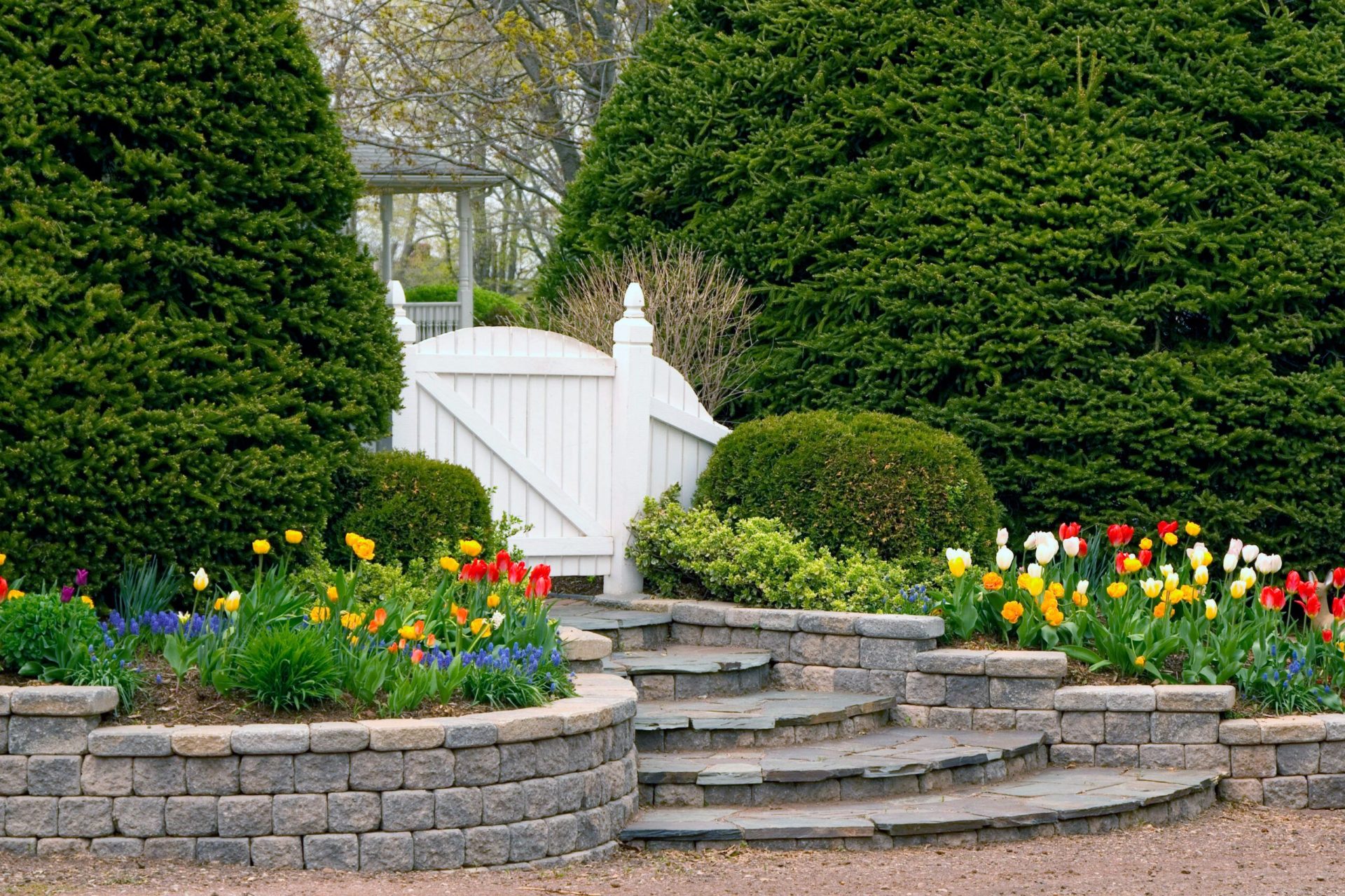 build a retaining wall in victoria bc